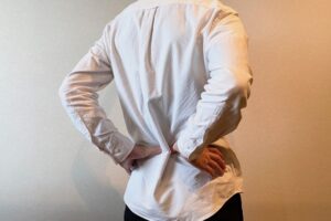 腰痛に悩む方のイメージ 新松戸の整体 新松戸さく整骨院